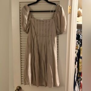 Women’s Cream Puff-Sleeve Square-Neck Dress